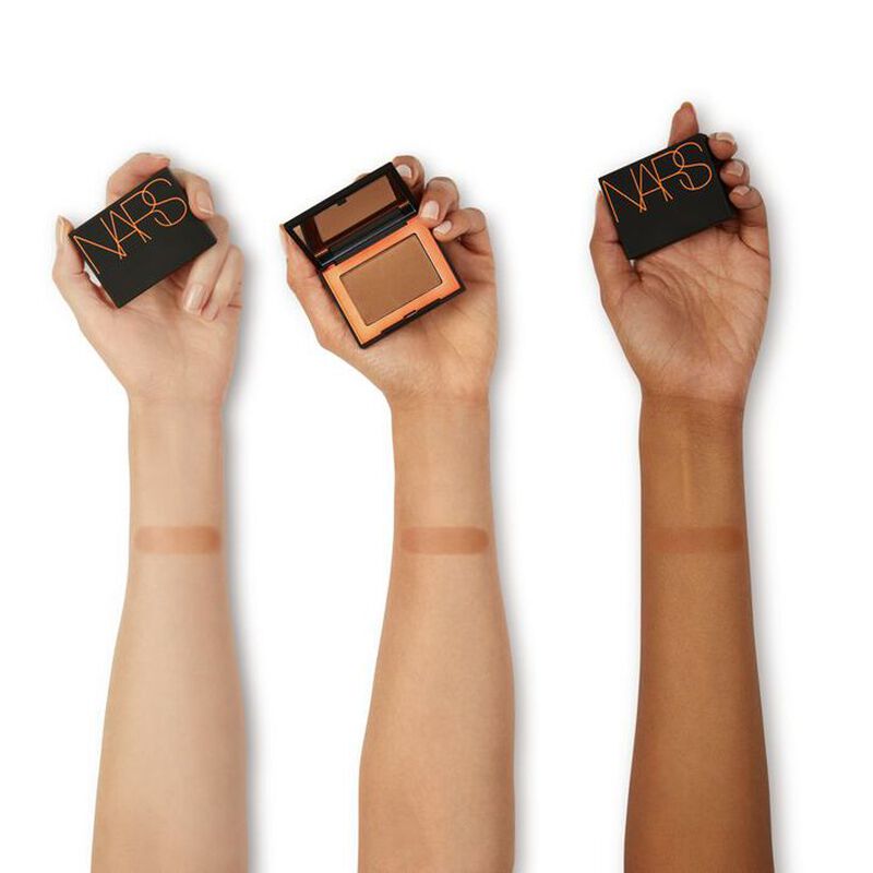 nars بودرة البرونزر bronzing powder المصغّرة بلون laguna