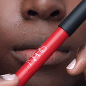 nars قلم تحديد الشفاه powermatte كثيف اللون