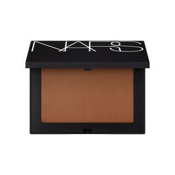 Light Reflecting Pressed Setting Powder nars light reflecting pressed setting powder