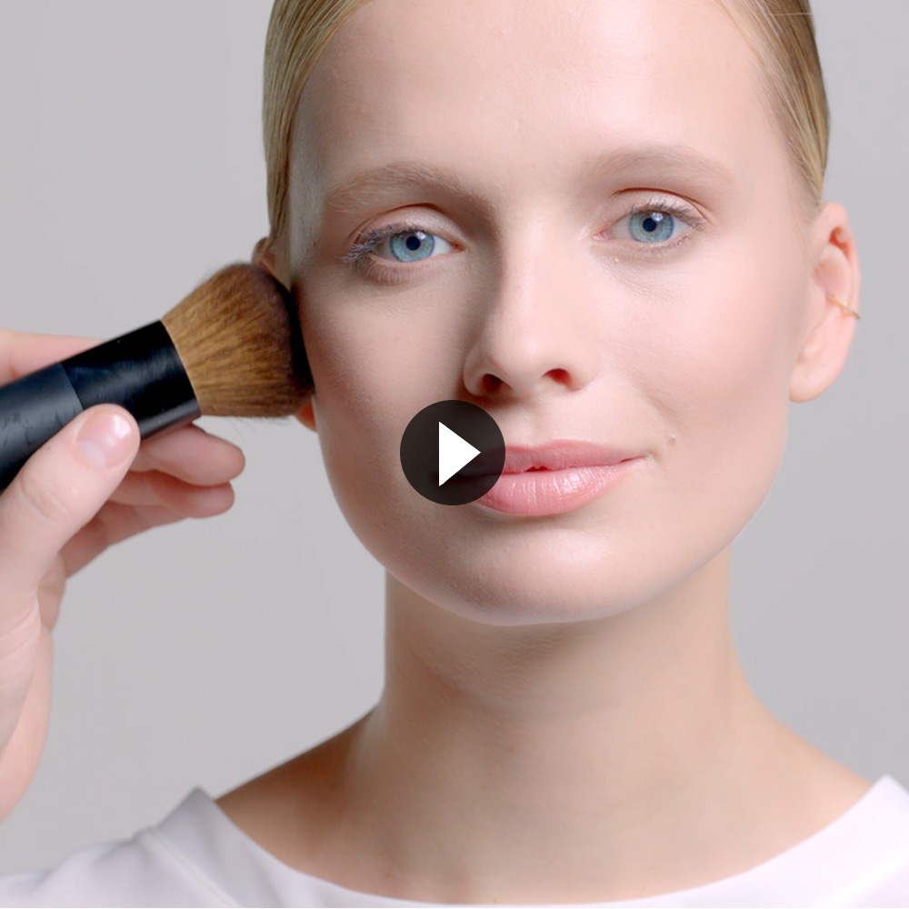 THE HOW-TO: BRONZING POWDER